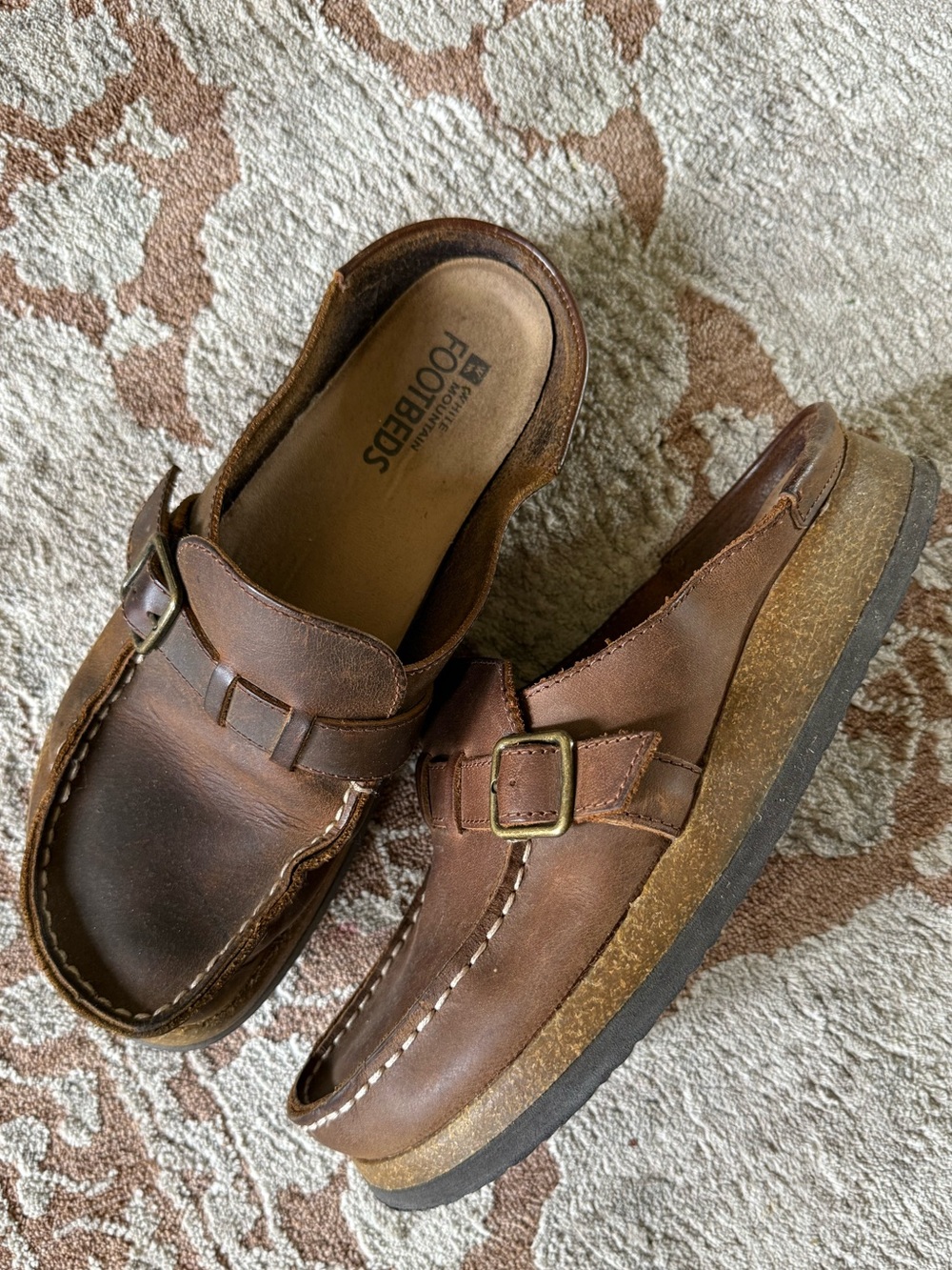 White mountain Brown Leather Slip-On Loafers clogs sz 9 - Picture 4 of 8